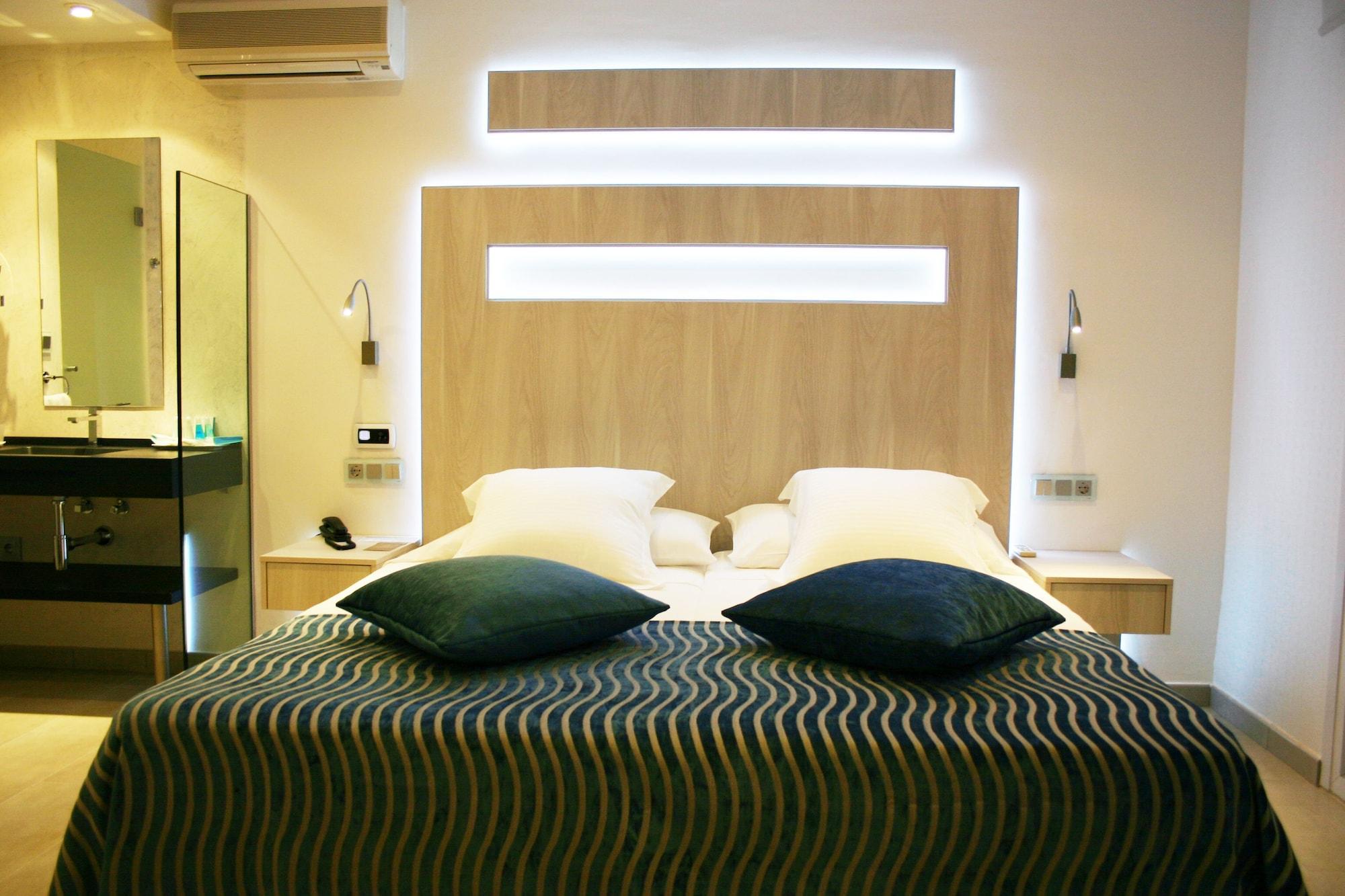Vistabella Hotel
