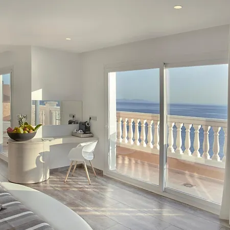 Hotel Vistabella Roses Room photo