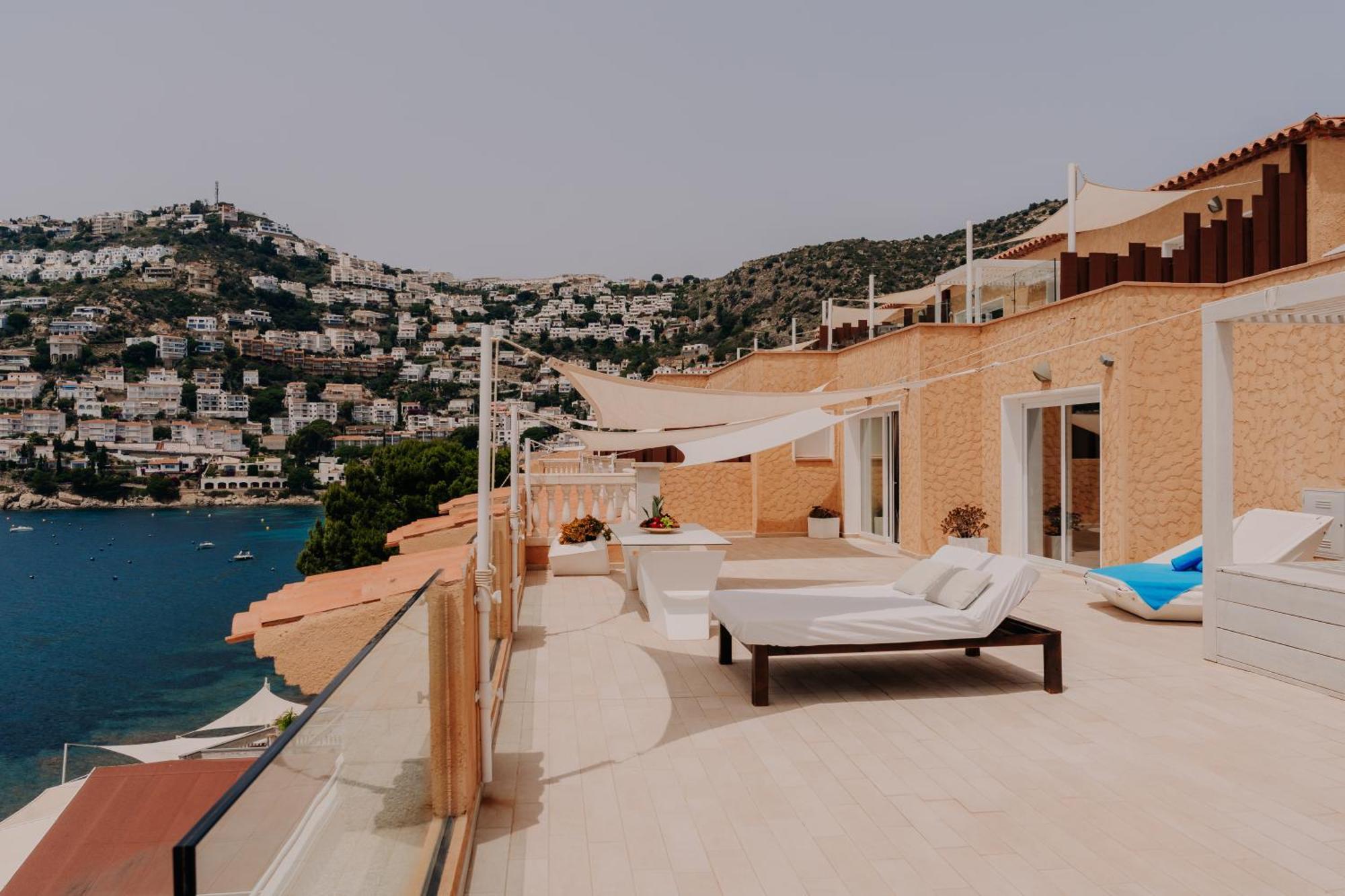 Vistabella Hotel